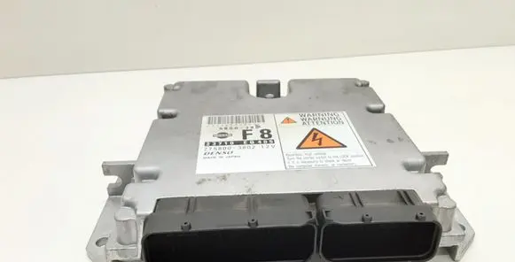 Nissan X-Trail T30 Engine control unit/module 23710EQ405 2358003802 5800380
