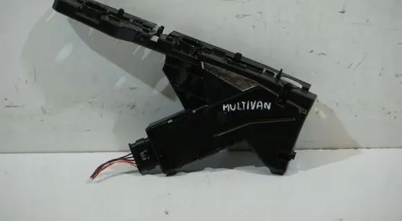 Volkswagen Multivan T7 Rear bumper mounting bracket 