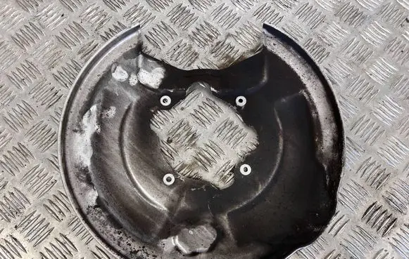 Volvo XC60 Rear brake disc plate dust cover 32217287
