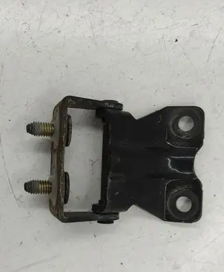 Subaru Legacy Tailgate/trunk/boot hinge
