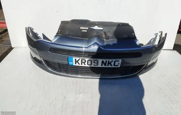 Citroen C5 Front bumper 2001585
