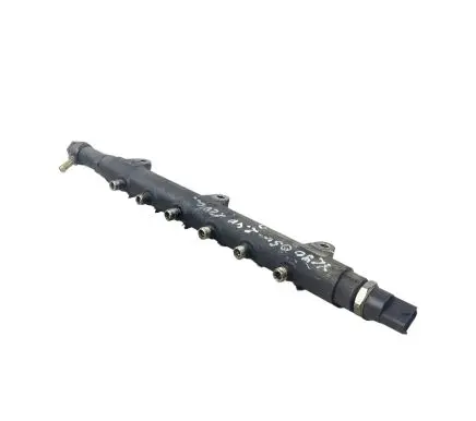 Volvo XC90 Fuel main line pipe 30622085 0445215015 003292L1