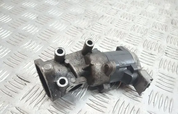 Land Rover Discovery 3 - LR3 EGR valve