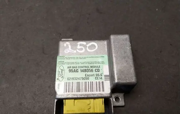Ford Focus Airbag control unit/module 95AG14B056CD 621932475058