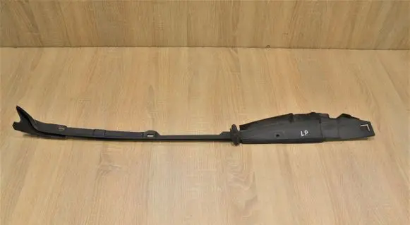 Renault Laguna III Fender mounting bracket 668630003R