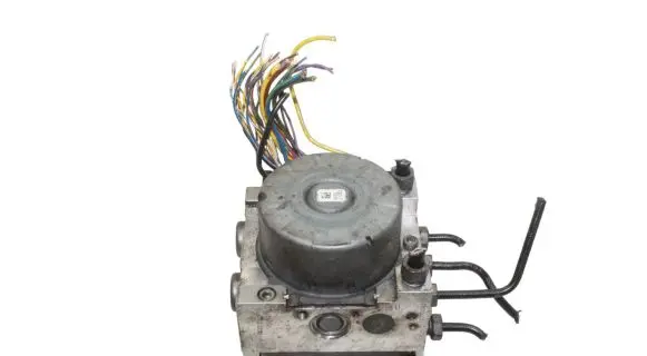 Ford Mondeo MK V ABS Pump EG9C2C219BF EG9C2C405EG
