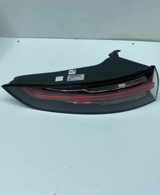 Porsche Cayenne (9Y0 9Y3) Rear/tail lights 9Y0945095G