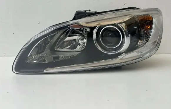 Volvo V60 Headlight/headlamp 31420108