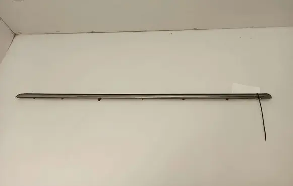 Mercedes-Benz COMPAKT W115 Rear door trim (molding)