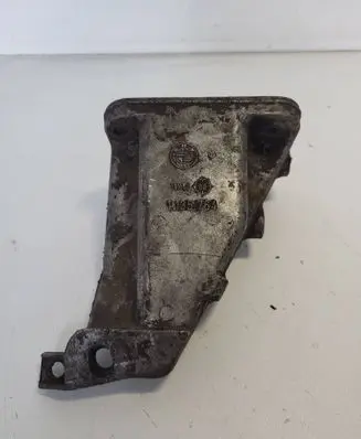 BMW 5 E34 Engine mounting bracket 1135764