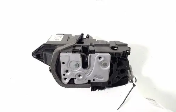 Volvo XC60 Front door lock 31440997