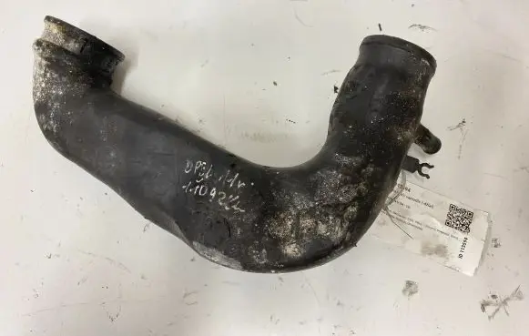Opel Astra H Air intake hose/pipe 8980055583