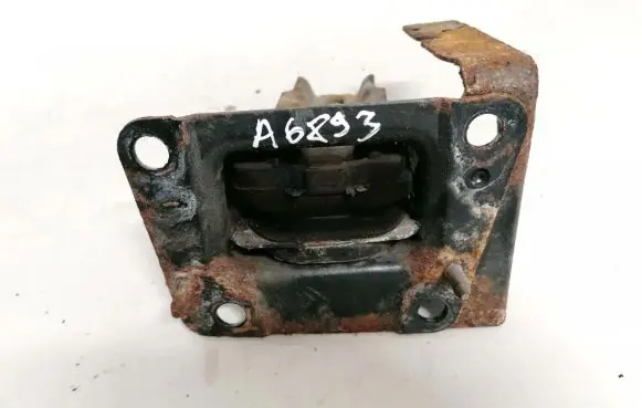 Citroen C3 Engine mount bracket