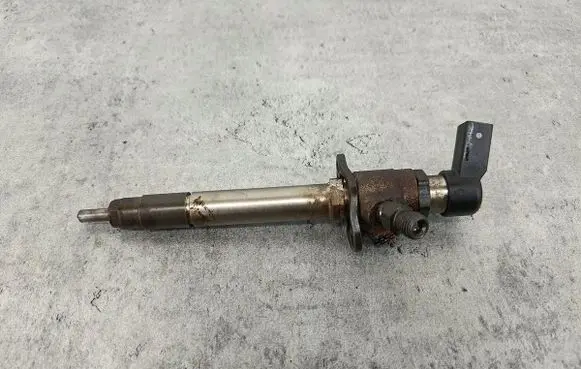 Peugeot 607 Fuel injector 5U3Q9K546AA