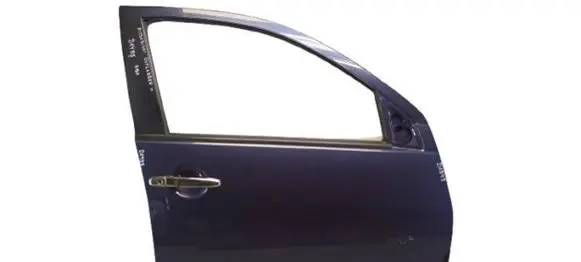 Mitsubishi Outlander Front door
