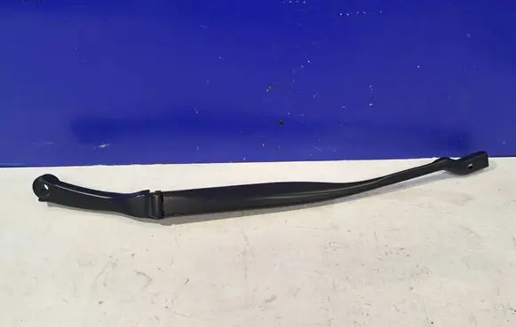 Maserati Ghibli Front wiper blade arm 670007562