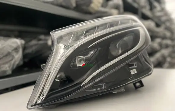 Mercedes-Benz Vito Viano W447 Headlight/headlamp A4479061401