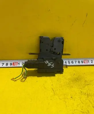 Tailgate/trunk/boot lock/catch/latch