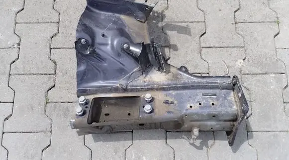 Volkswagen Polo VI Front quarter panel 