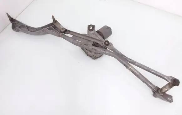 Front wiper linkage