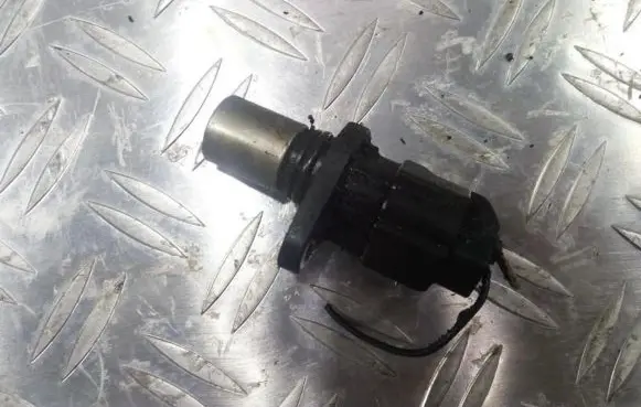 Toyota Corolla E110 Camshaft position sensor 9091905026 90919-05026