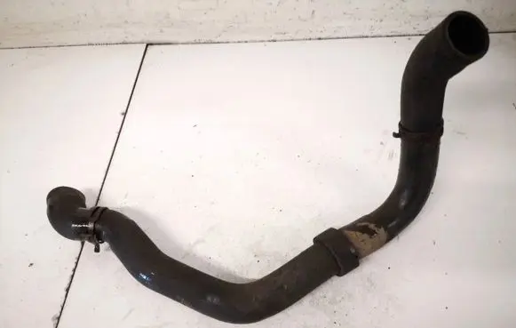 Volkswagen Polo IV 9N3 Engine coolant pipe/hose