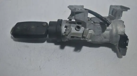 Seat Toledo III (5P) Ignition lock 1K09058518