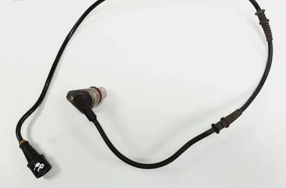 Mercedes-Benz E W124 ABS brake wheel speed sensor 1245401717