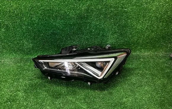 Seat Leon IV Headlight/headlamp 5FB941007F 90188325