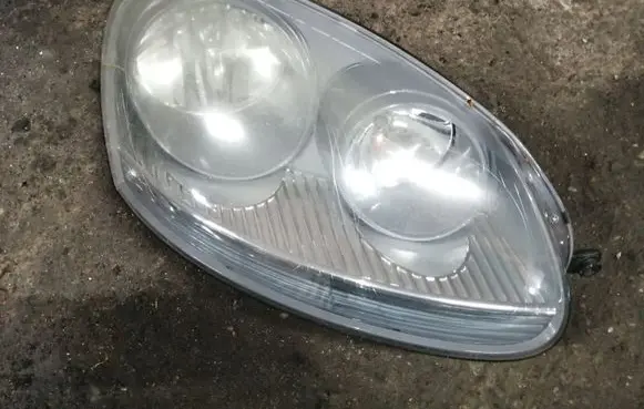 Volkswagen Golf V Headlight/headlamp 1K6941006A 0301212202