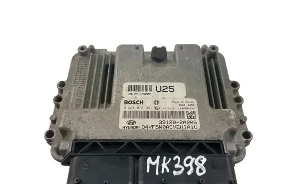 Hyundai i40 Engine control unit/module ECU 391202A205 0281018051