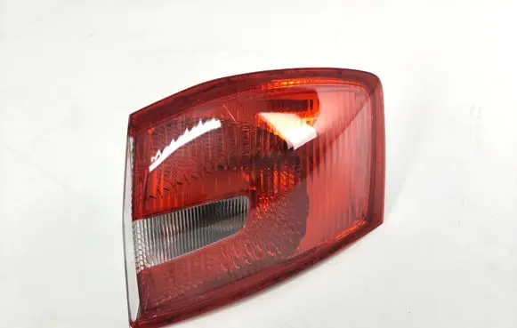 Ford Kuga I Rear/tail lights 167098