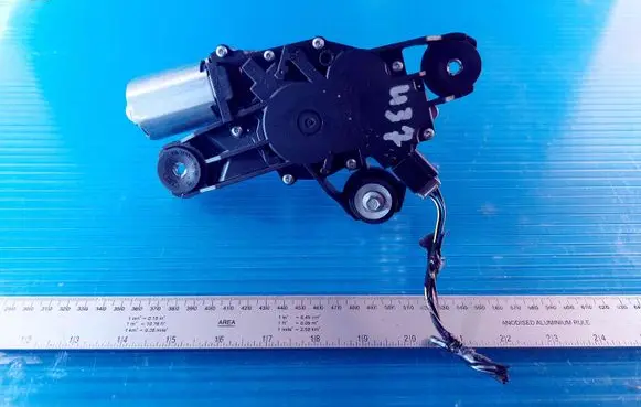 Ford Focus Rear window wiper motor 0390201205 BV6117K441AA
