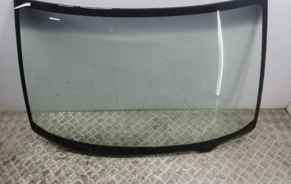 Nissan X-Trail T30 Front windscreen/windshield window 