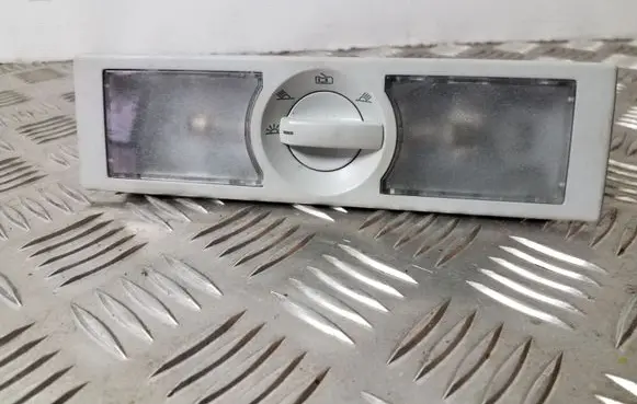 Volkswagen Touran II Rear seat light 6Q0947291B