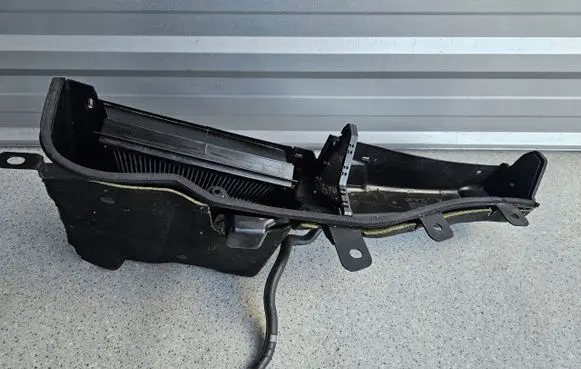 Maserati Ghibli Cabin air micro filter frame (part) 