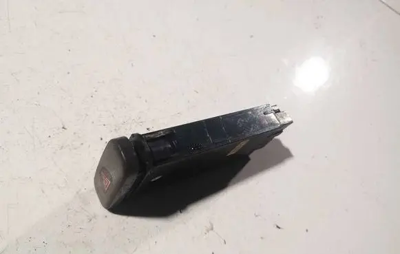 Volvo S70 V70 V70 XC Hazard light switch 9459071 97W20B
