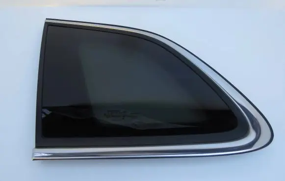 Jeep Cherokee Rear side window 68102215AC