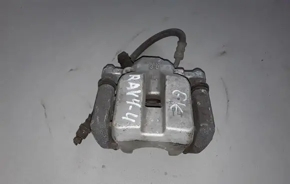 Toyota RAV 4 (XA40) Rear brake caliper 4785042070
