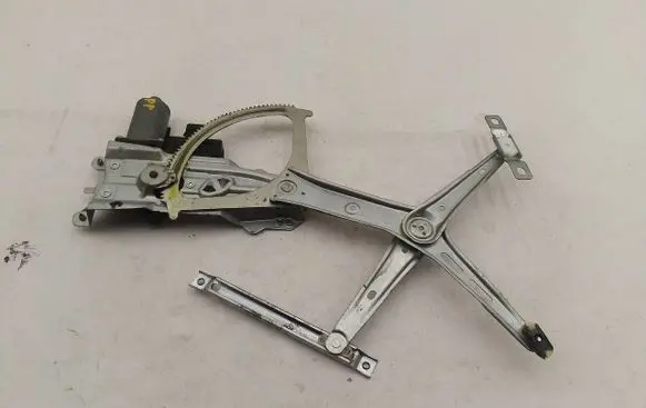 Opel Astra H Front door window regulator with motor 13100418