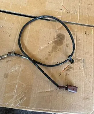 Audi SQ7 Exhaust gas temperature sensor 057906088AH