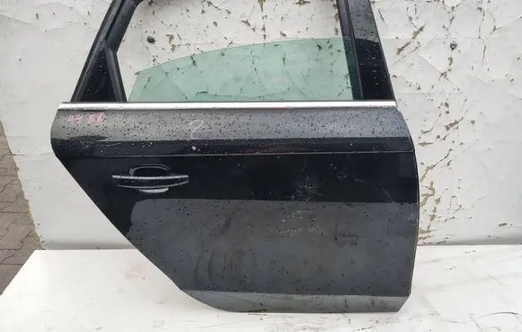 Rear door