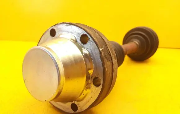 Volkswagen Amarok Front driveshaft