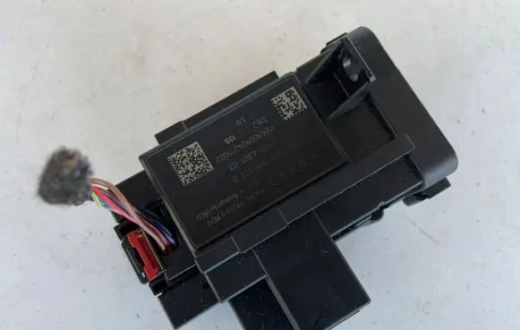 Audi Q5 SQ5 Ignition lock 8K0909131D
