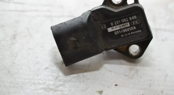 Fiat Freemont Air pressure sensor 0281002848