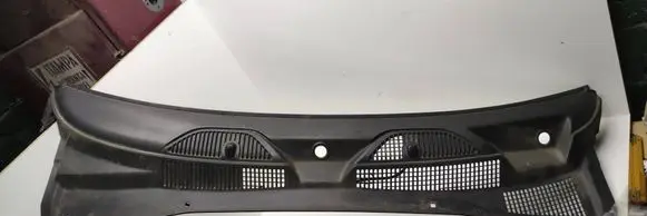Jeep Cherokee III KJ Wiper trim 55155851