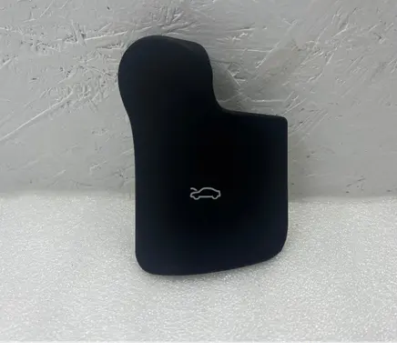 Audi Q2 - Engine bonnet (hood) release handle 81C823533A