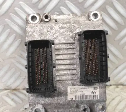 Opel Corsa D Engine control unit/module 0261208941 1039S28413 55557934