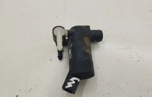 Ford Focus C-MAX Windscreen/windshield washer pump 1S7117K624FD