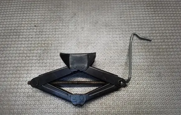 Citroen Berlingo Lift Jack 